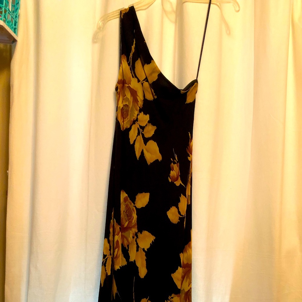 NEW RALPH LAUREN EVENING GOWN